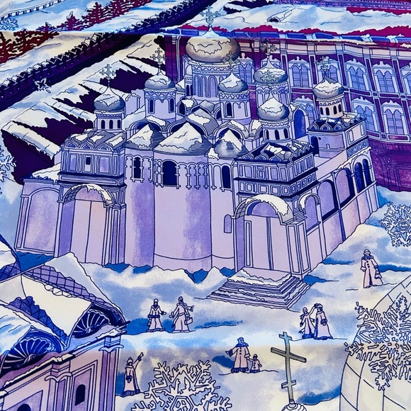 Hermès “ De Passage a Moscou” Purple / Pink Silk Scarf - Picture 15 of 17